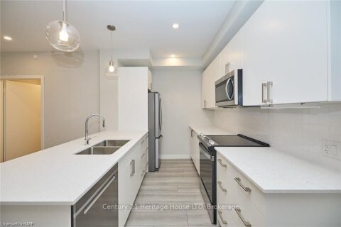 Additional image 8 of 704-118 West Street, Port Colborne, ON, L3K 4E6