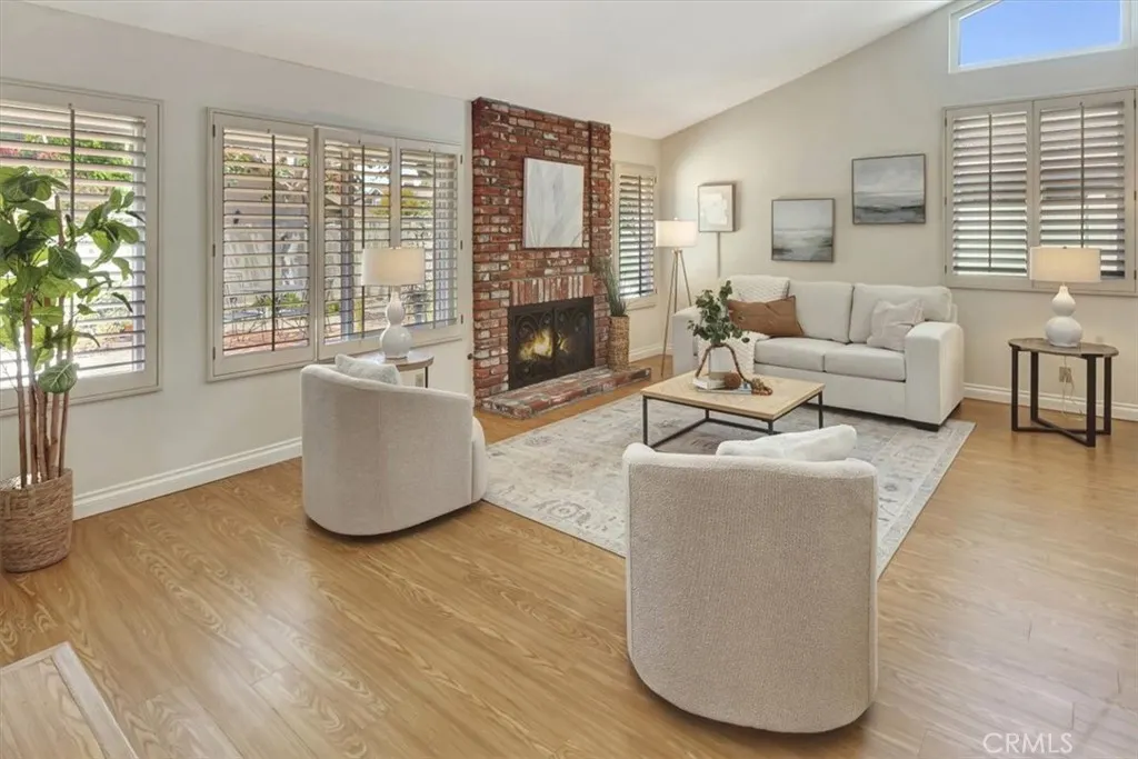 Additional image 8 of 1104 Dennis Drive, Costa Mesa, CA 92626