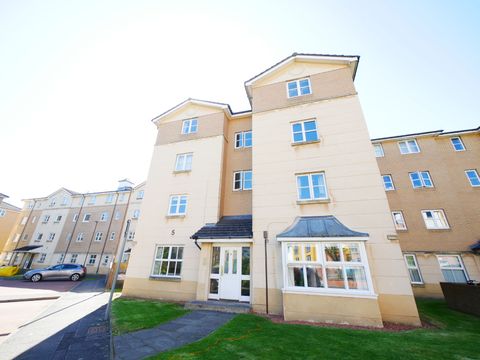 Tytler Gardens, Abbeyhill, Edinburgh EH8