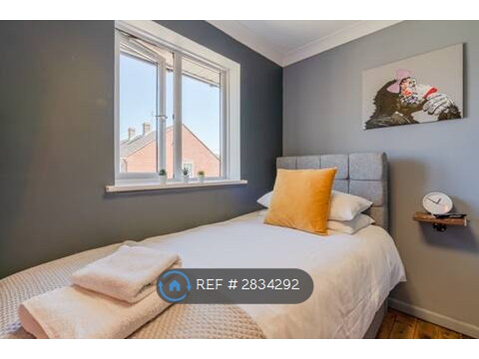 Additional image 24 of 4 bed terraced house to rentShenton Close, Swindon SN3