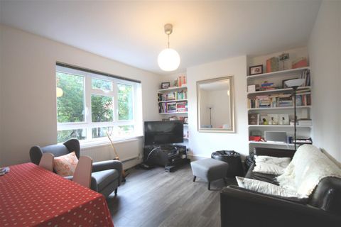 Hanley Road, Stroud Green N4