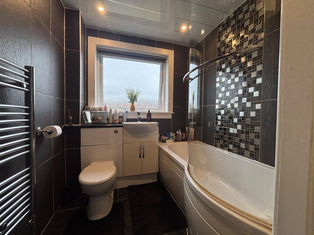 Additional image 6 of 2 bed terraced house to rent37 Rosewell Road, Bonnyrigg EH19