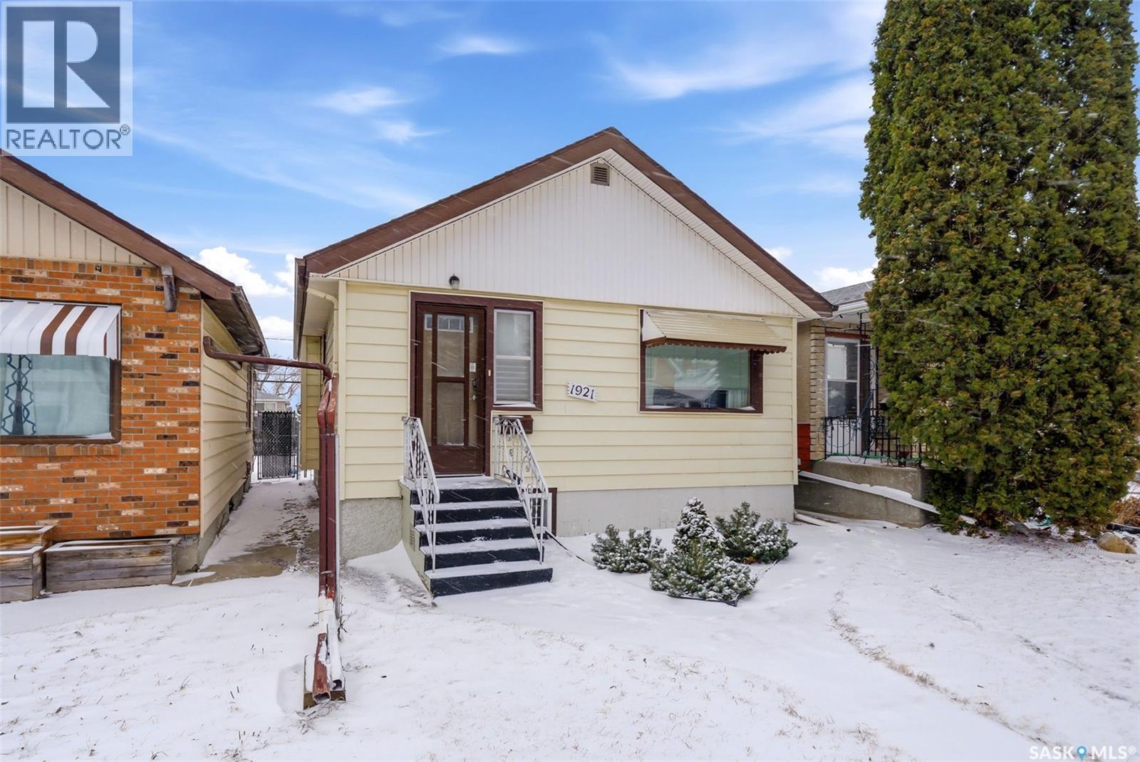 Additional image 2 of 1921 Atkinson Street, Regina, SK, S4N3W6