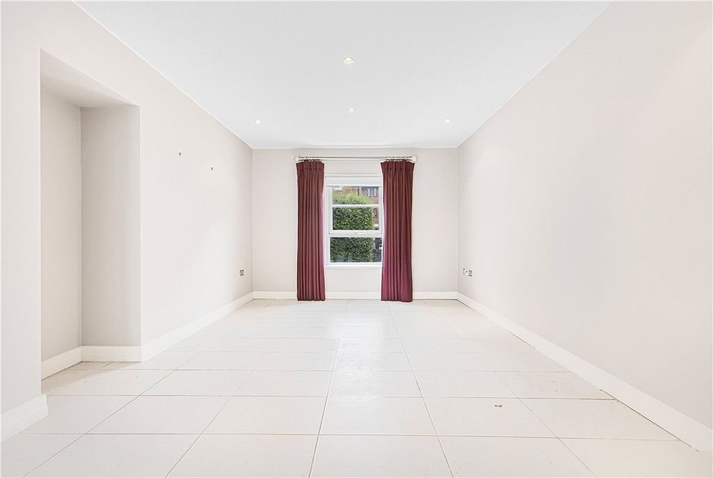 Additional image 12 of 6 bed detached house to rentWoodstock Road, Oxford, Oxfordshire OX2