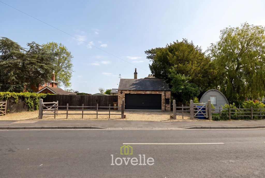 Additional image 54 of 5 bed detached house for saleArcher Road, Waltham DN37