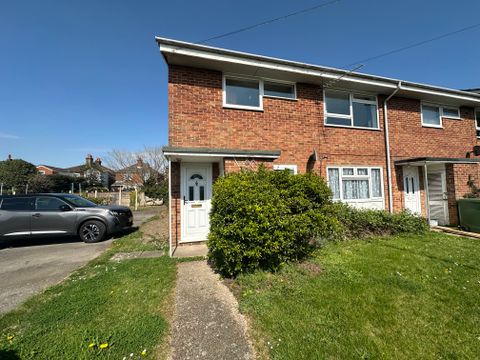 Dymott Close, Southampton SO15