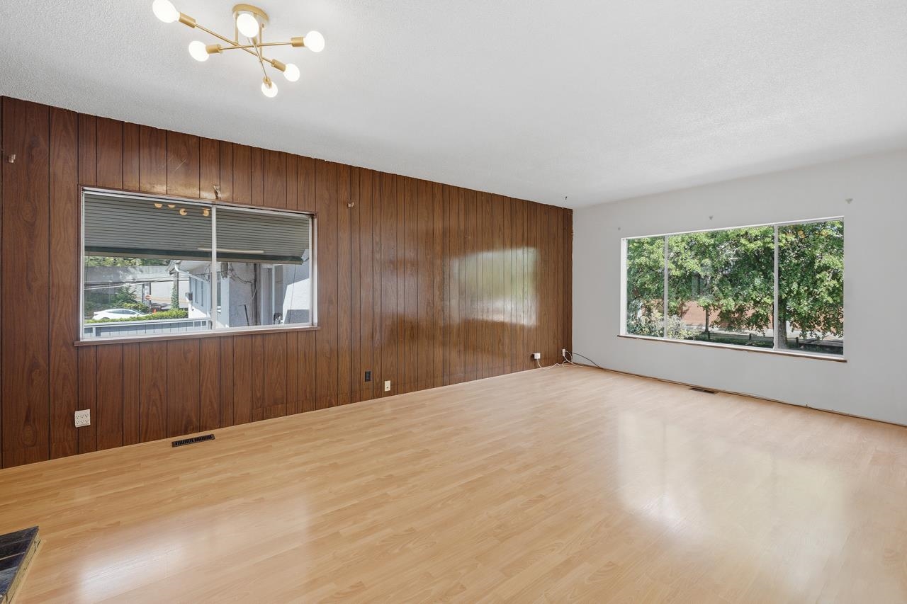 Additional image 2 of 1016 18th Avenue E, Vancouver, BC, V5V 1H1