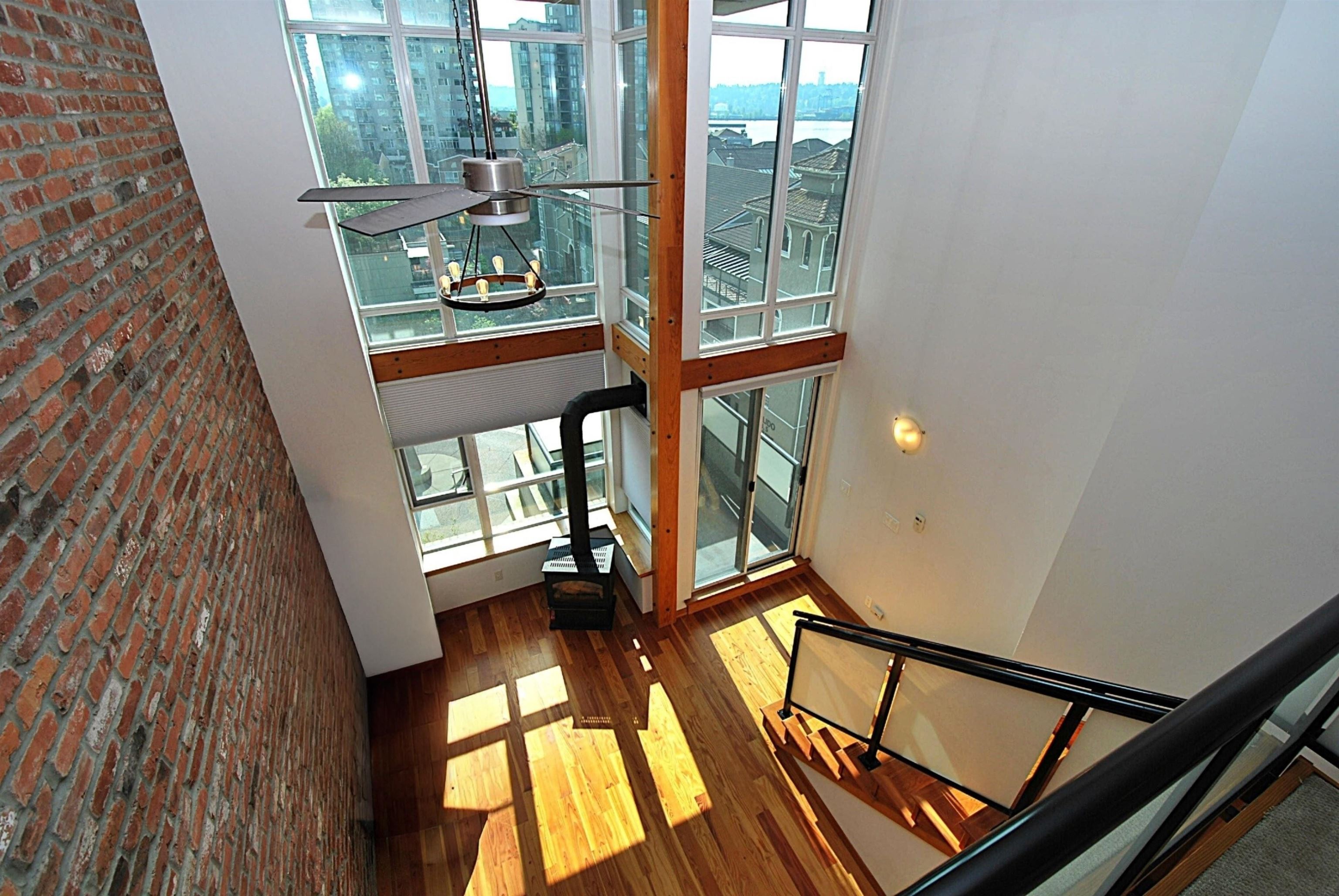 Additional image 3 of 404-10 Renaissance Square, New Westminster, BC, V3M 7B1