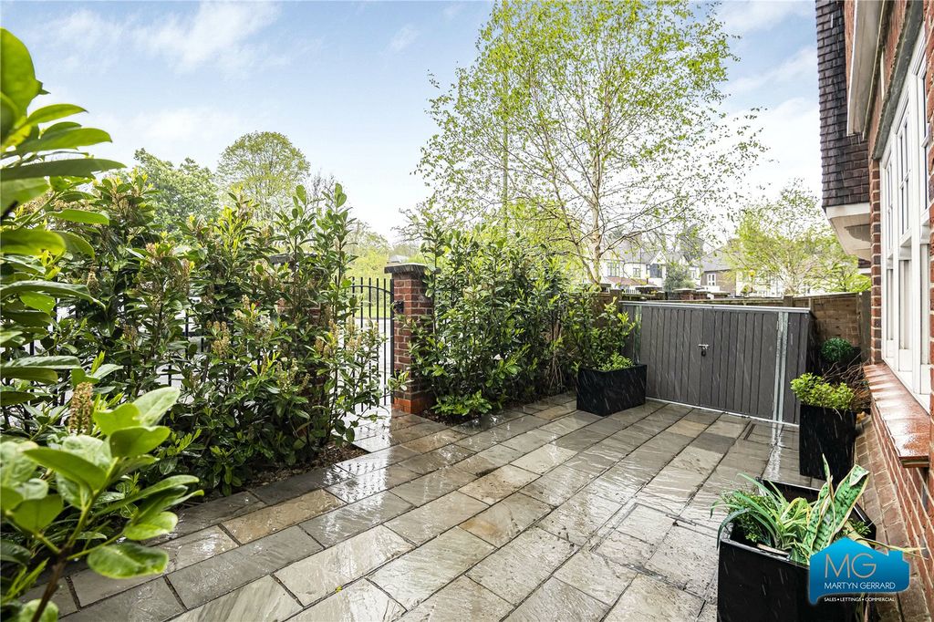 Additional image 35 of 4 bed semi-detached house to rentBunns Lane, Mill Hill, London NW7