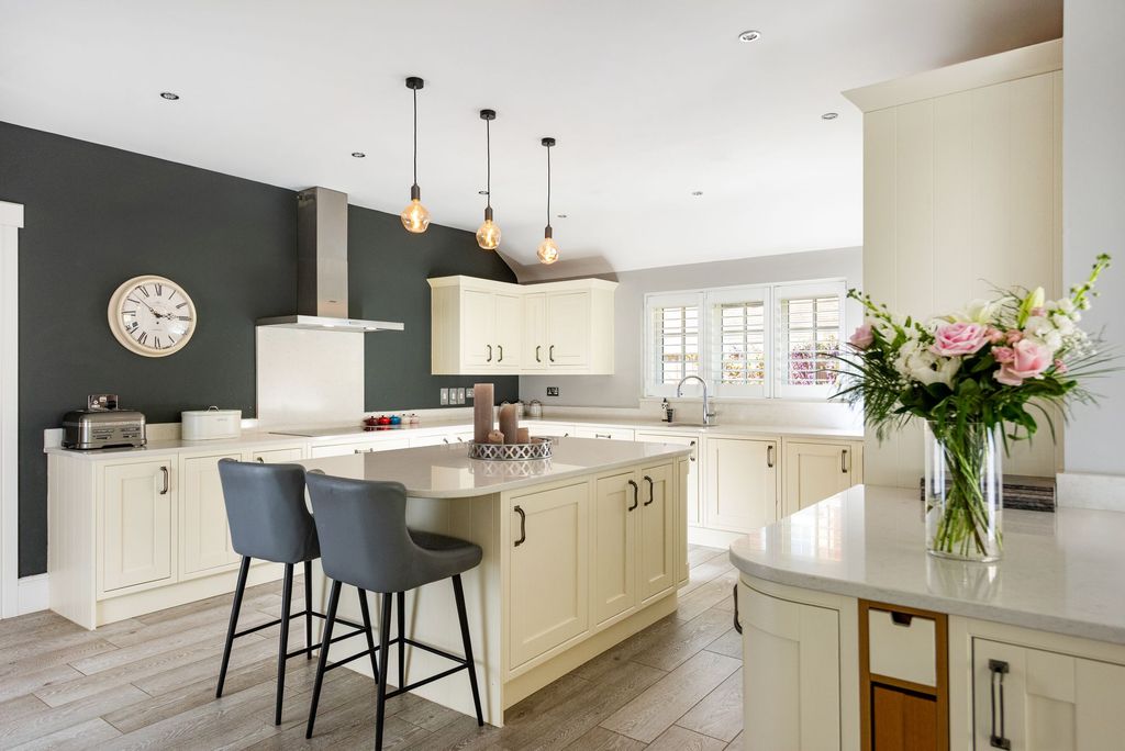 Additional image 17 of 6 bed detached house for saleEarls Farm Way, Towcester NN12