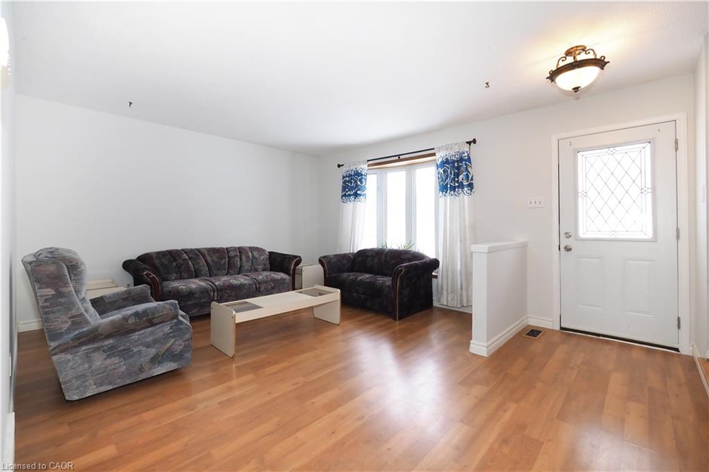 Additional image 4 of 10 Balfour Crescent, Kitchener, ON, N2C 1Z5