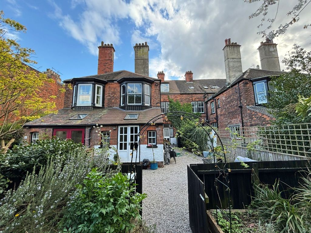 Additional image 37 of 5 bed terraced house to rentWestbourne Avenue, Princes Avenue, Hull, East Riding Of Yorkshi HU5