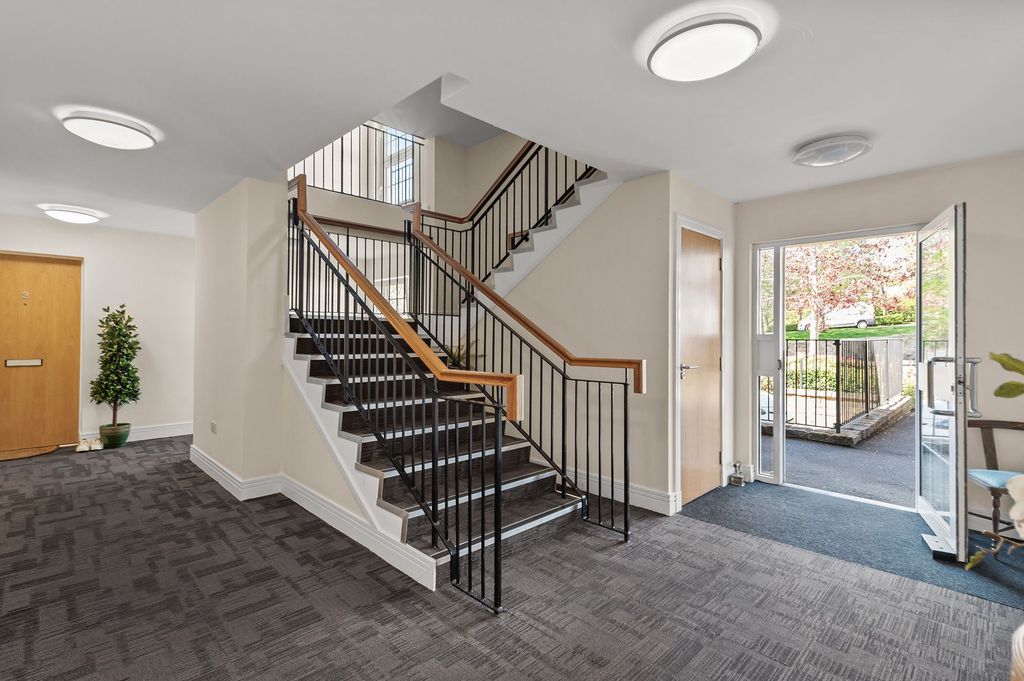 Additional image 14 of 2 bed flat for saleAllan Walk, Bridge Of Allan FK9