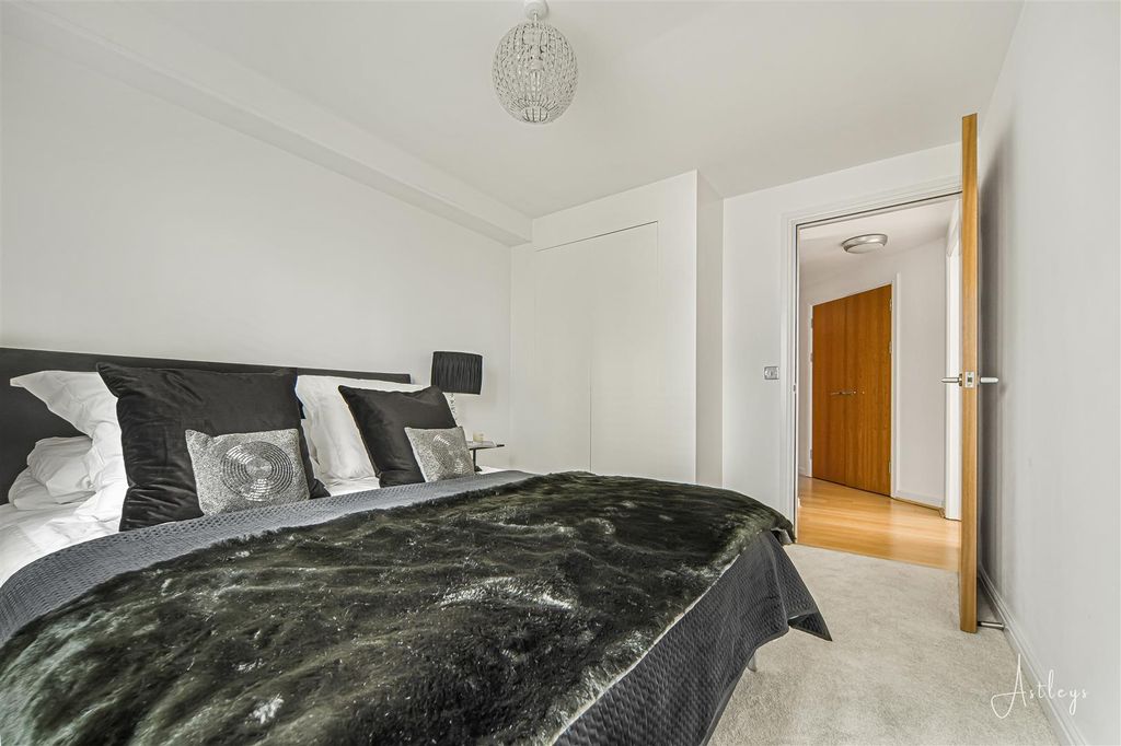 Additional image 8 of 1 bed flat for sale728 Mumbles Road, Mumbles, Swansea SA3