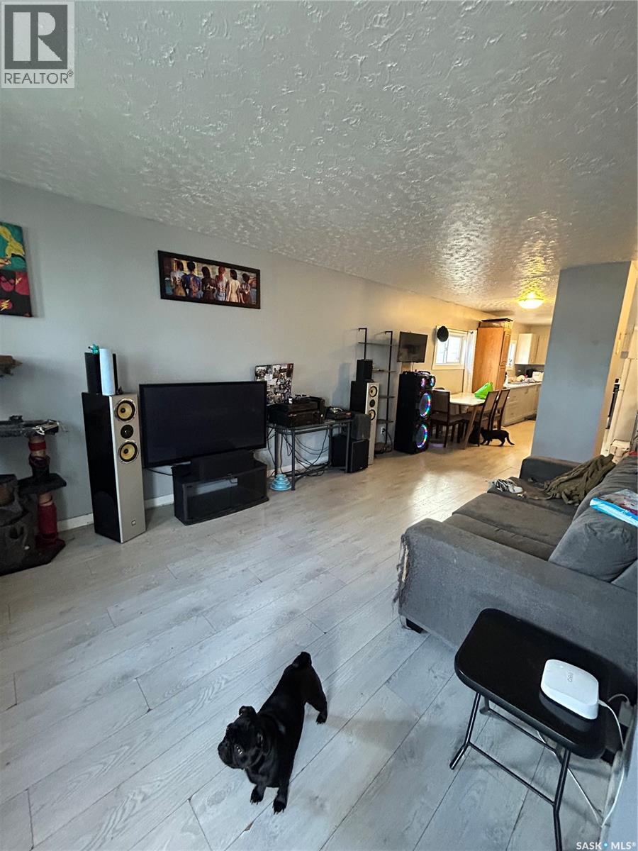 Additional image 6 of 922 Garnet Street, Regina, SK, S4T2X5