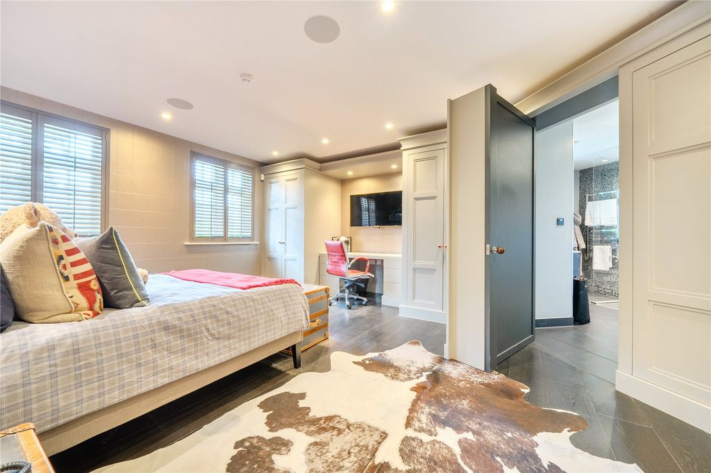 Additional image 38 of 6 bed detached house for salePriory Drive, Stanmore HA7