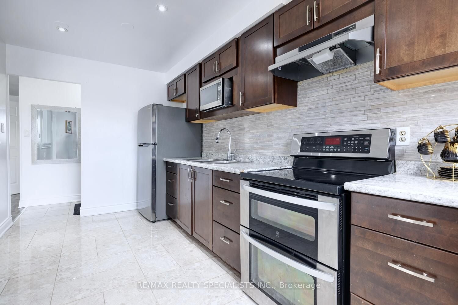 Additional image 6 of 141-3040 Constitution Boulevard, Mississauga, ON, L4Y 3X7