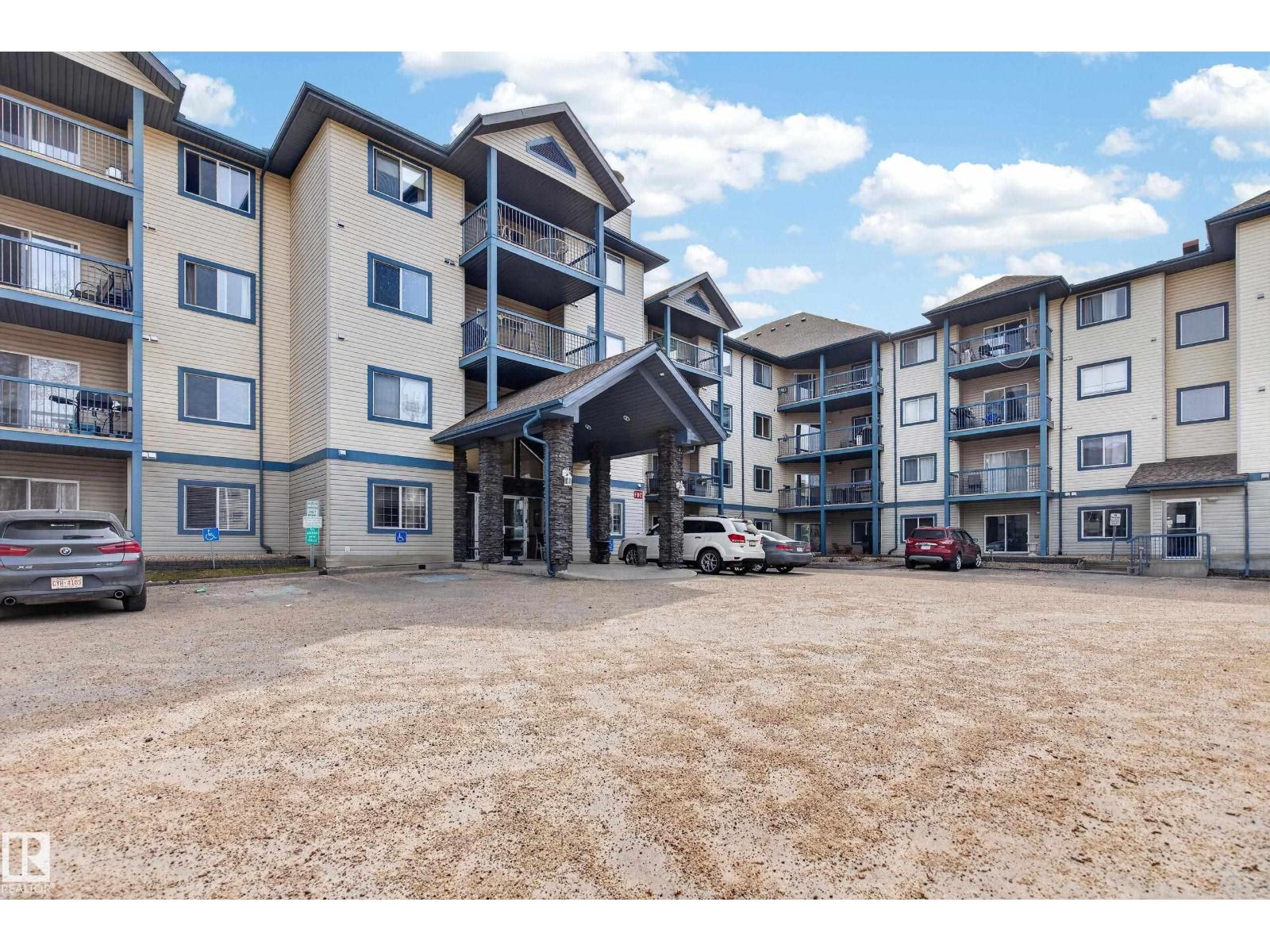 319-16303 95 Street NW, Edmonton, AB, T5Z3V1