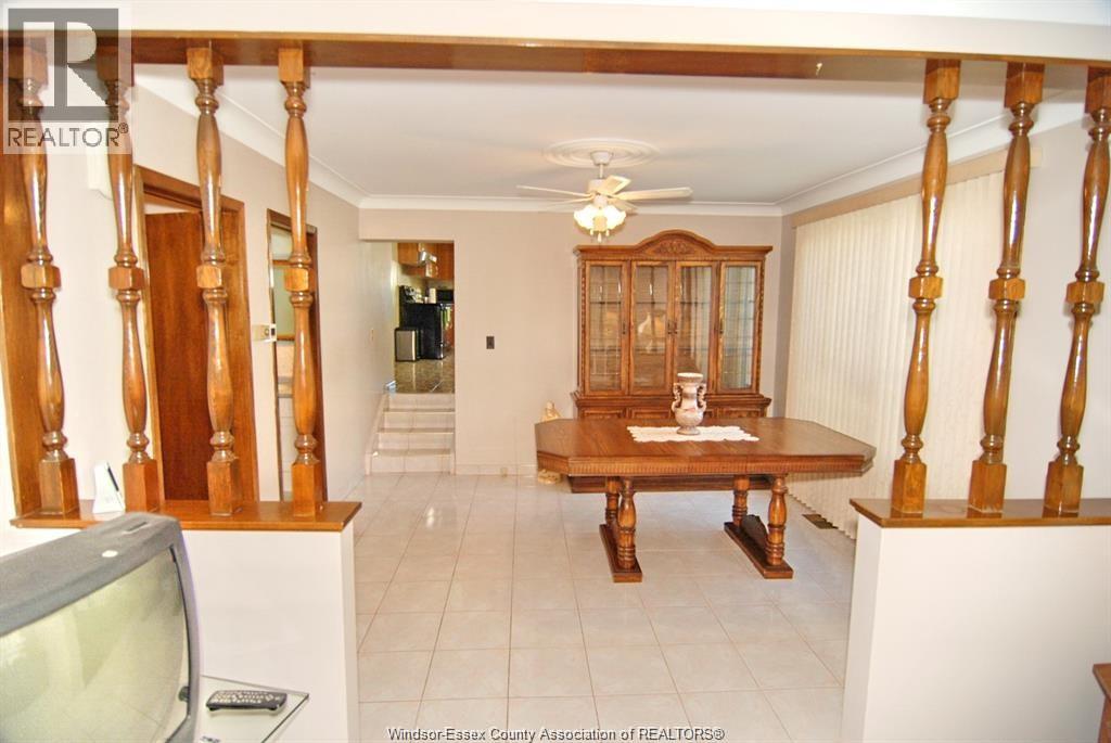 Additional image 5 of MAIN LEVEL-875 Parent , Windsor, ON, N9A2C9