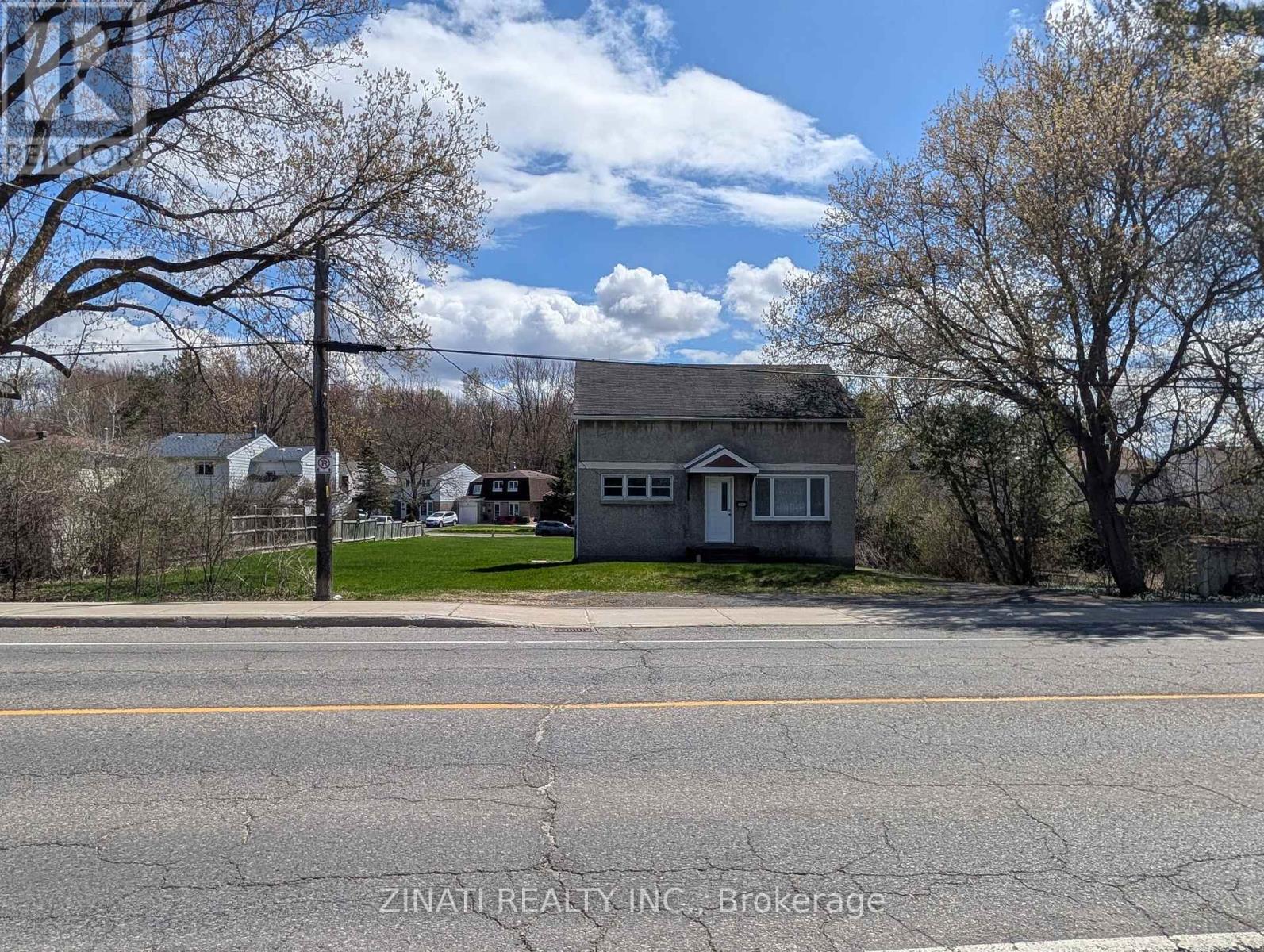 2446 INNES ROAD