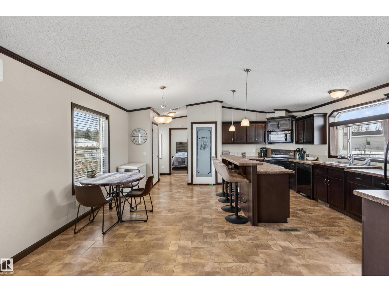 Additional image 5 of 5914 Kinosoo Crescent, Cold Lake, AB, T9M0C6