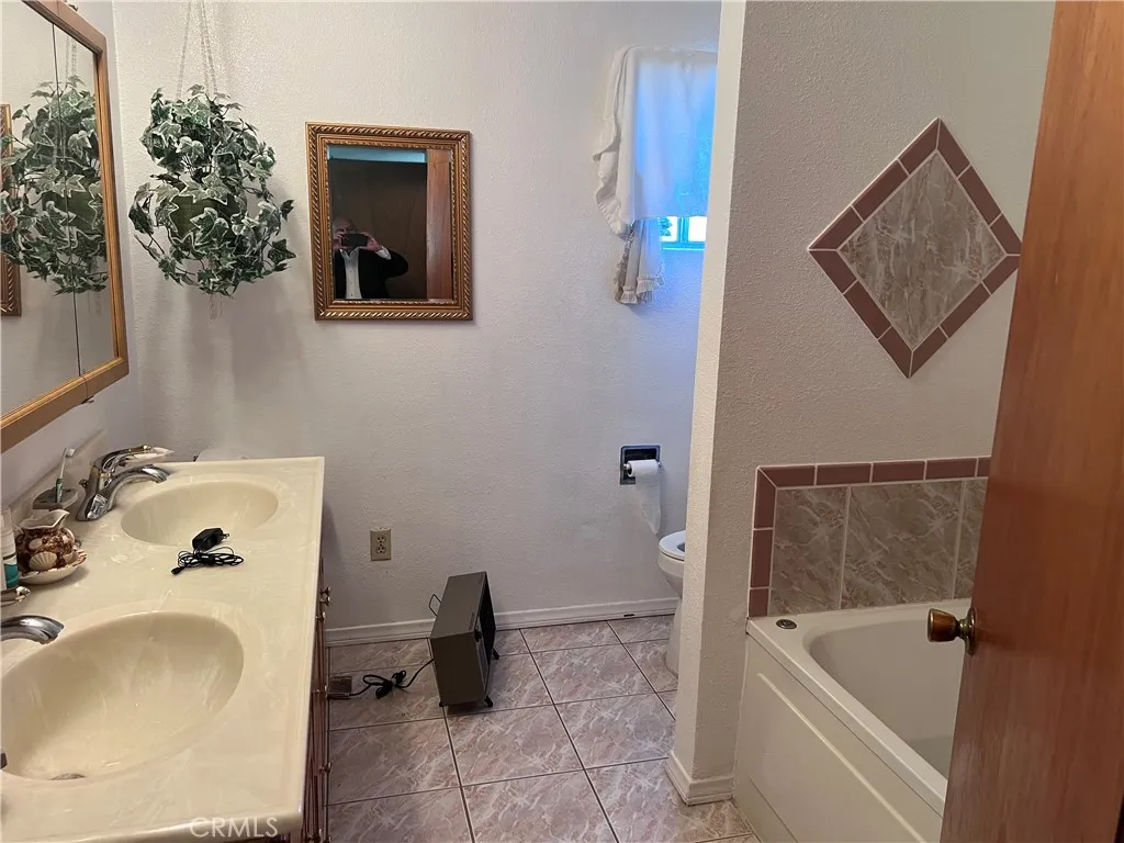 Additional image 11 of 414 E 137th St, Los Angeles, CA 90061