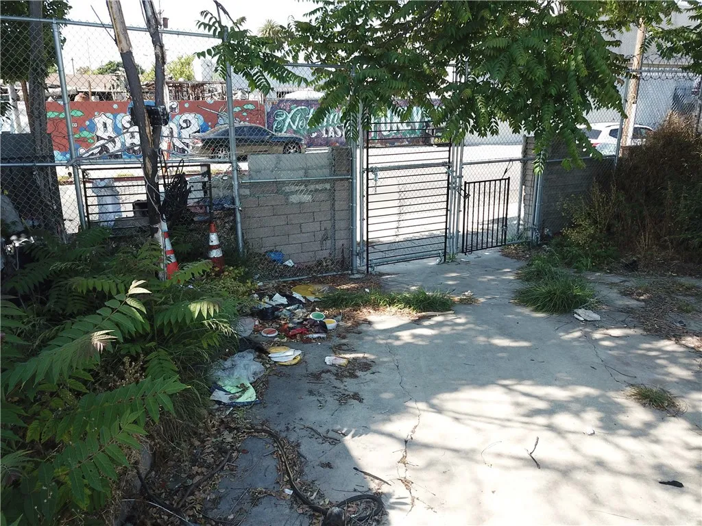 Additional image 27 of 6502 4th Ave, Los Angeles, CA 90043
