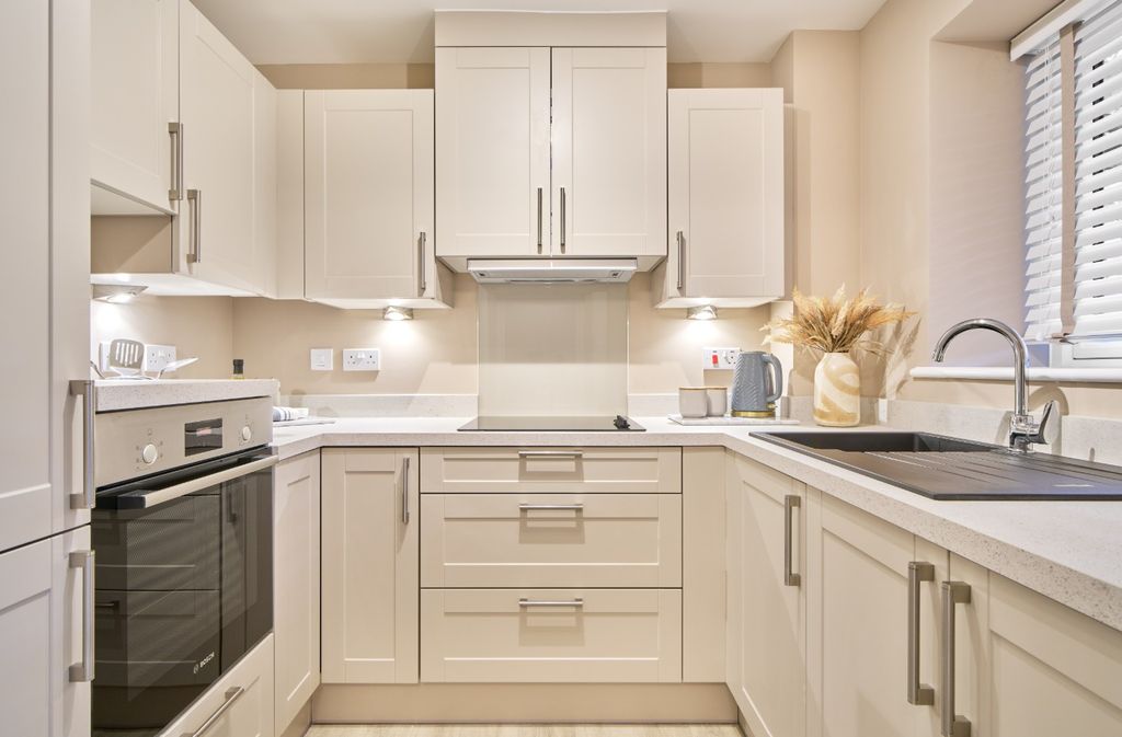 Additional image 6 of 1 bed flat to rentPriory Road, Stamford PE9