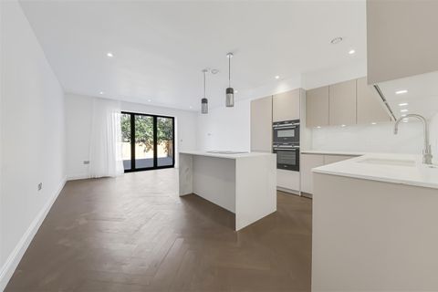 Beechcroft Avenue, Golders Green NW11