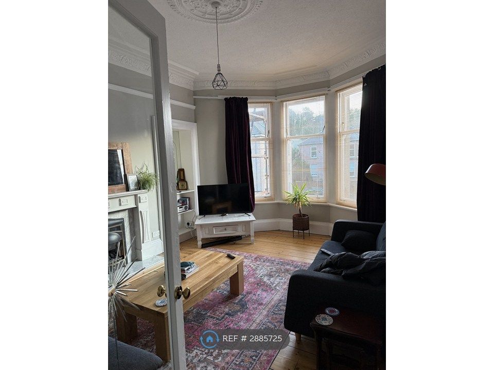 2 bed flat to rentCardwell Road, Gourock PA19