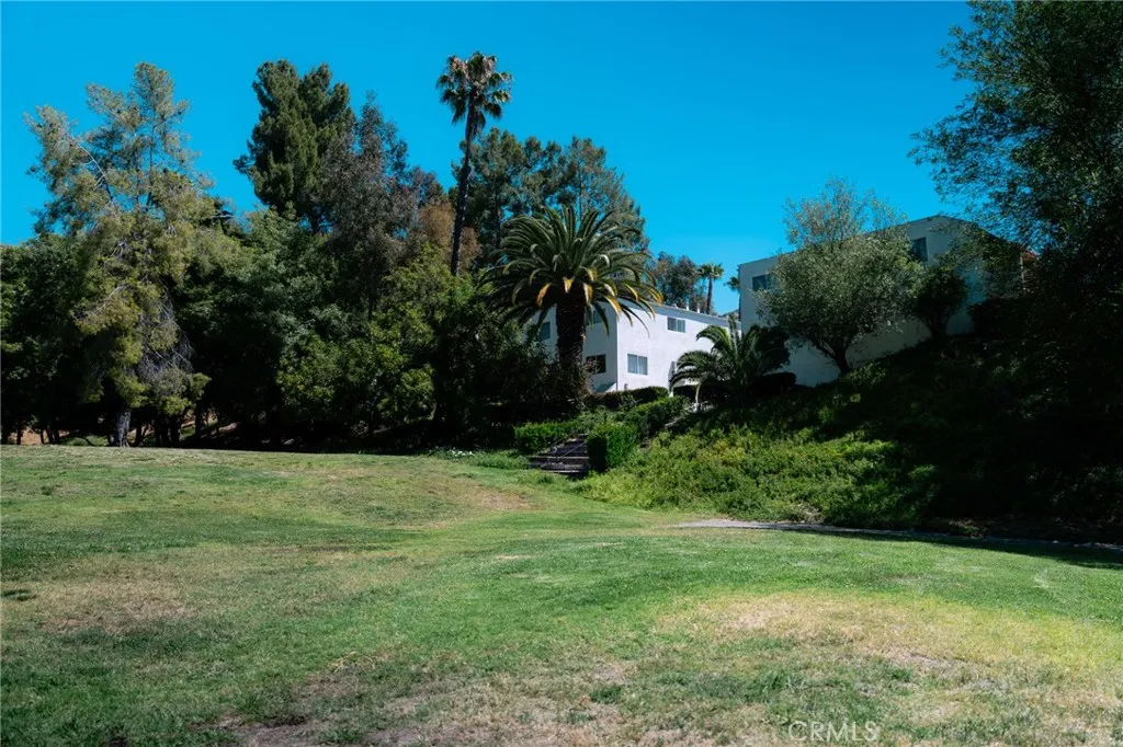 Additional image 57 of 9759 Via Roma, Burbank, CA 91504