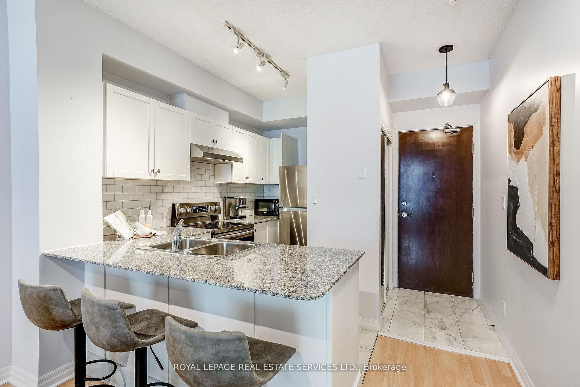 1106-1359 Rathburn Road, Mississauga, ON, L4W 5P7