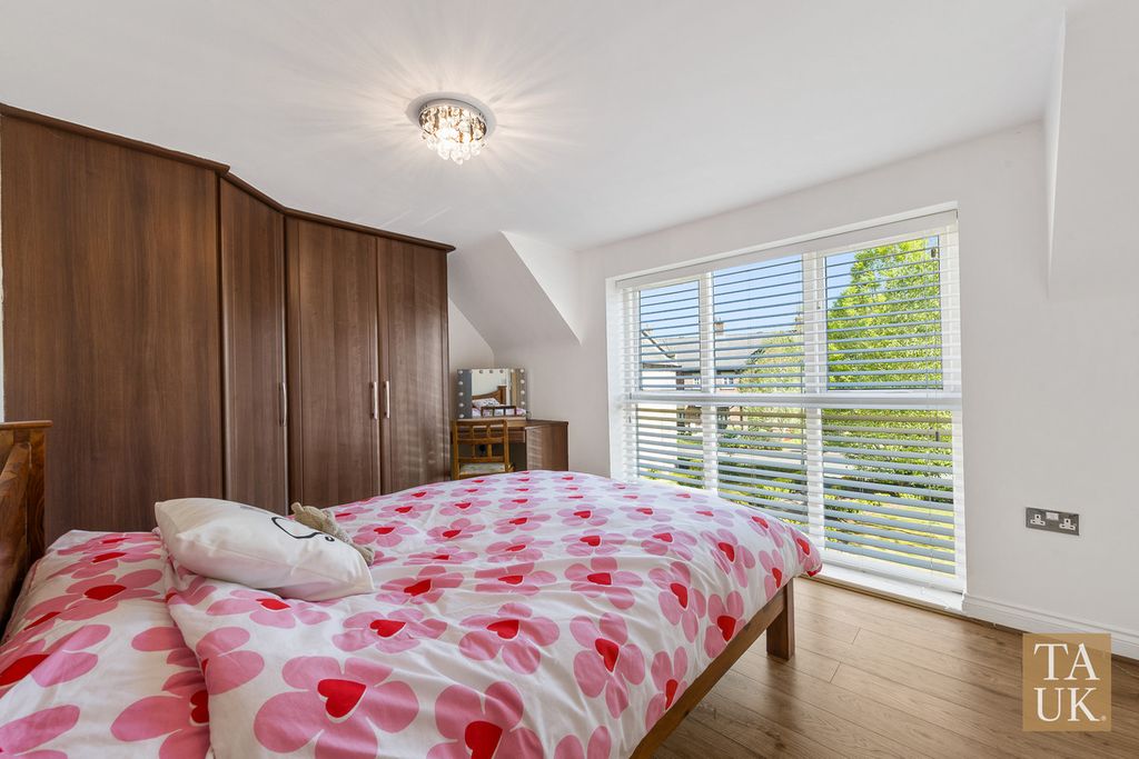 Additional image 18 of 3 bed flat for saleGrammar School Court, Ormskirk L39