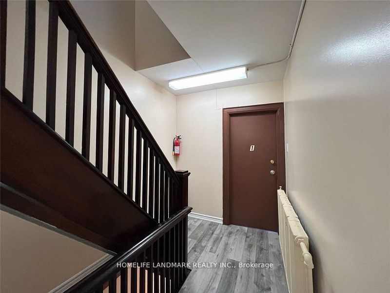 Additional image 2 of Apt 1-2398 Bloor Street W, Toronto, ON, M6S 1P5