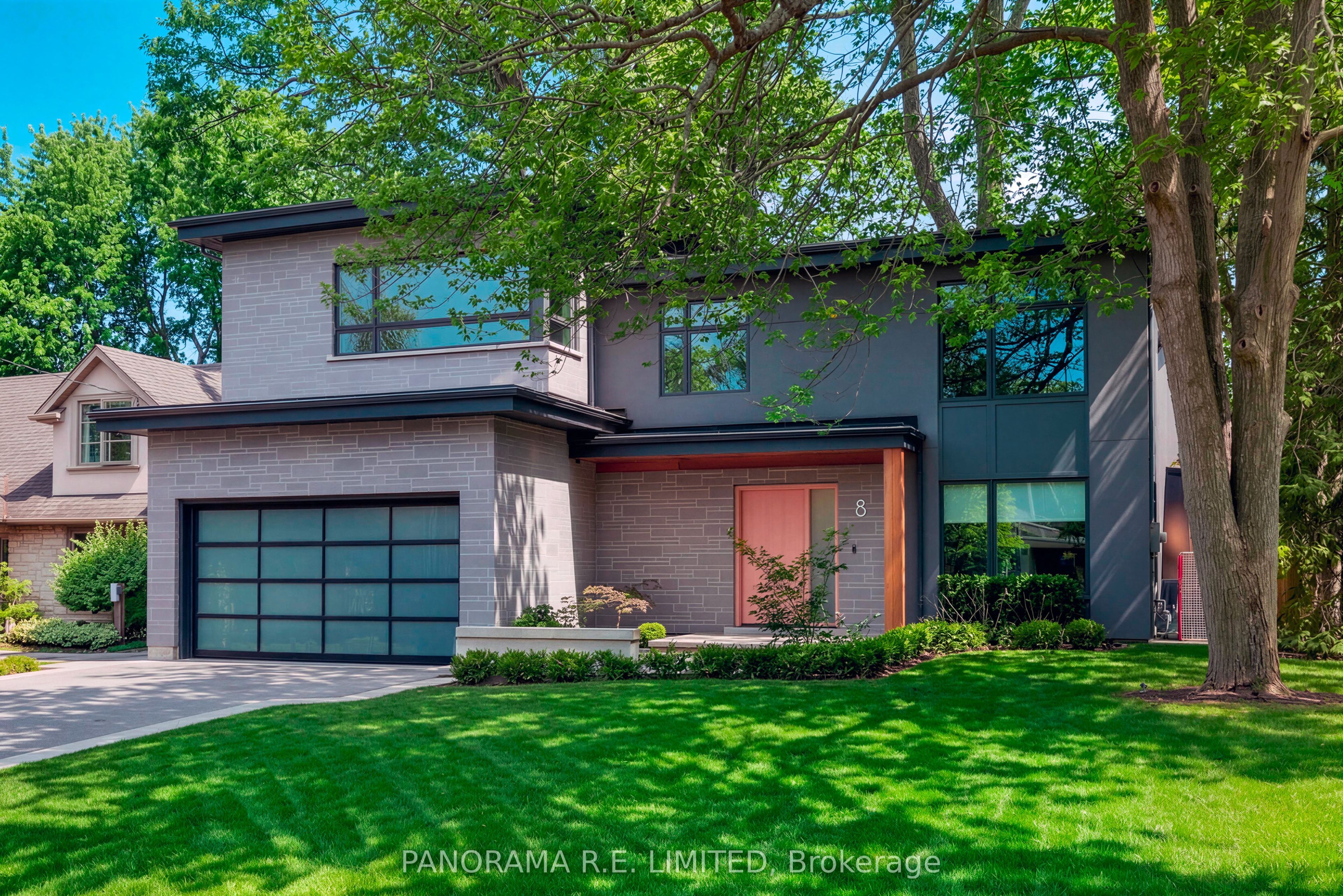 8 Greenford Road, Toronto, ON, M9A 3E6
