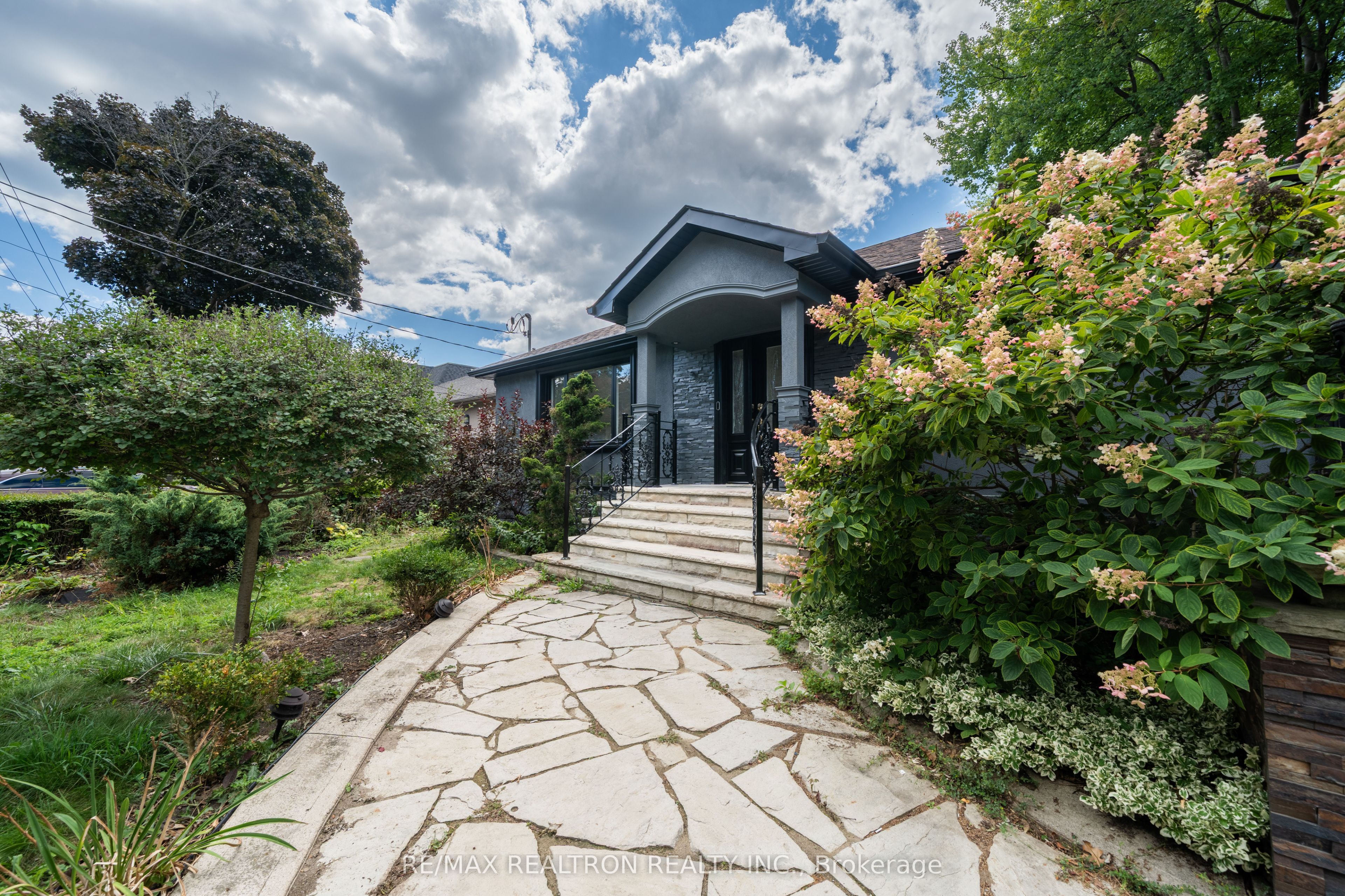 Additional image 4 of 1480 Kenmuir Avenue, Mississauga, ON, L5G 4B5