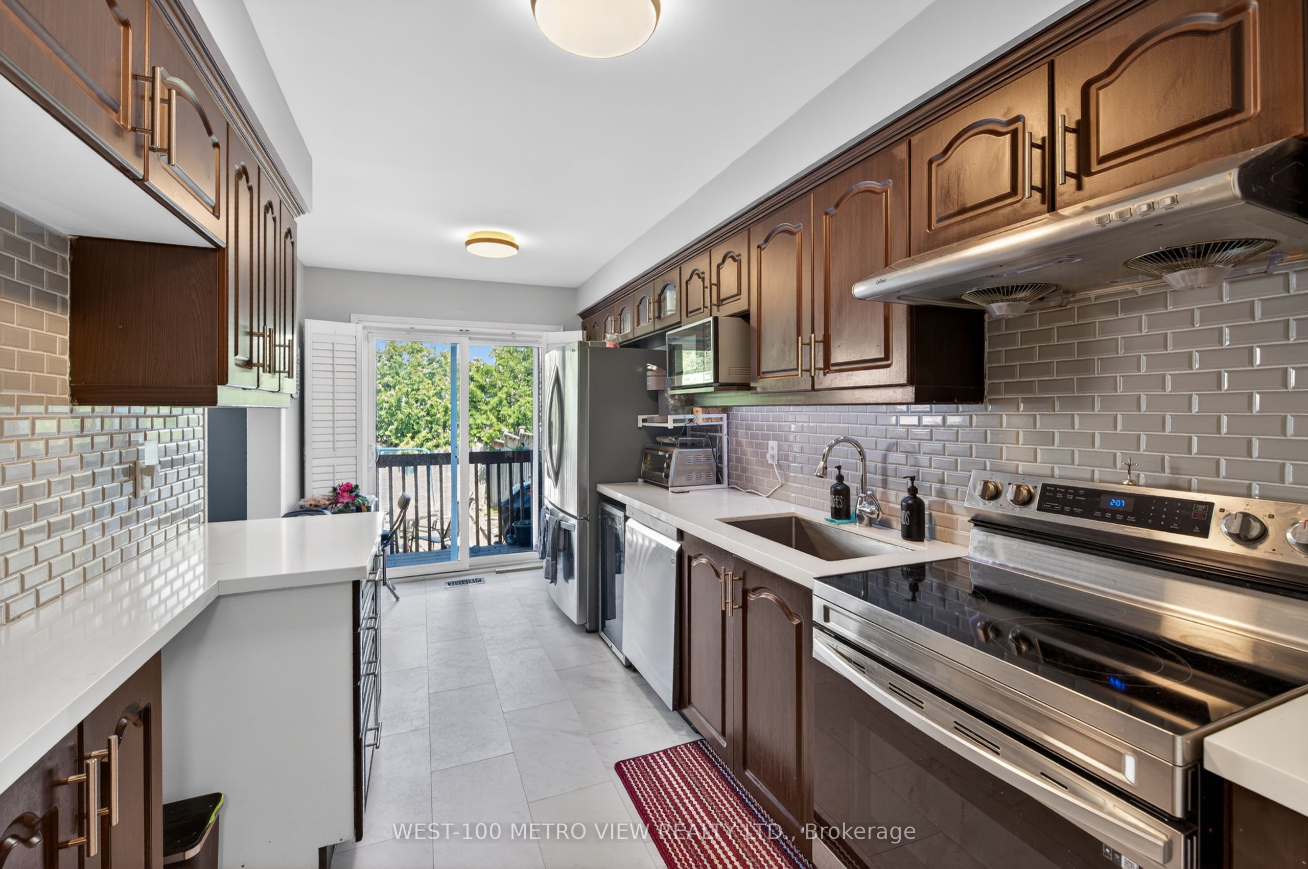 Additional image 3 of 5361 Bullrush Drive, Mississauga, ON, L5V 2C1