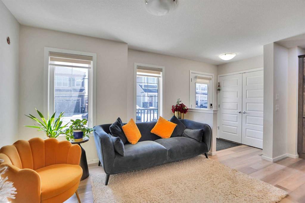 Additional image 3 of 60 Cityside Grove NE, Calgary, AB, T3N 1C9