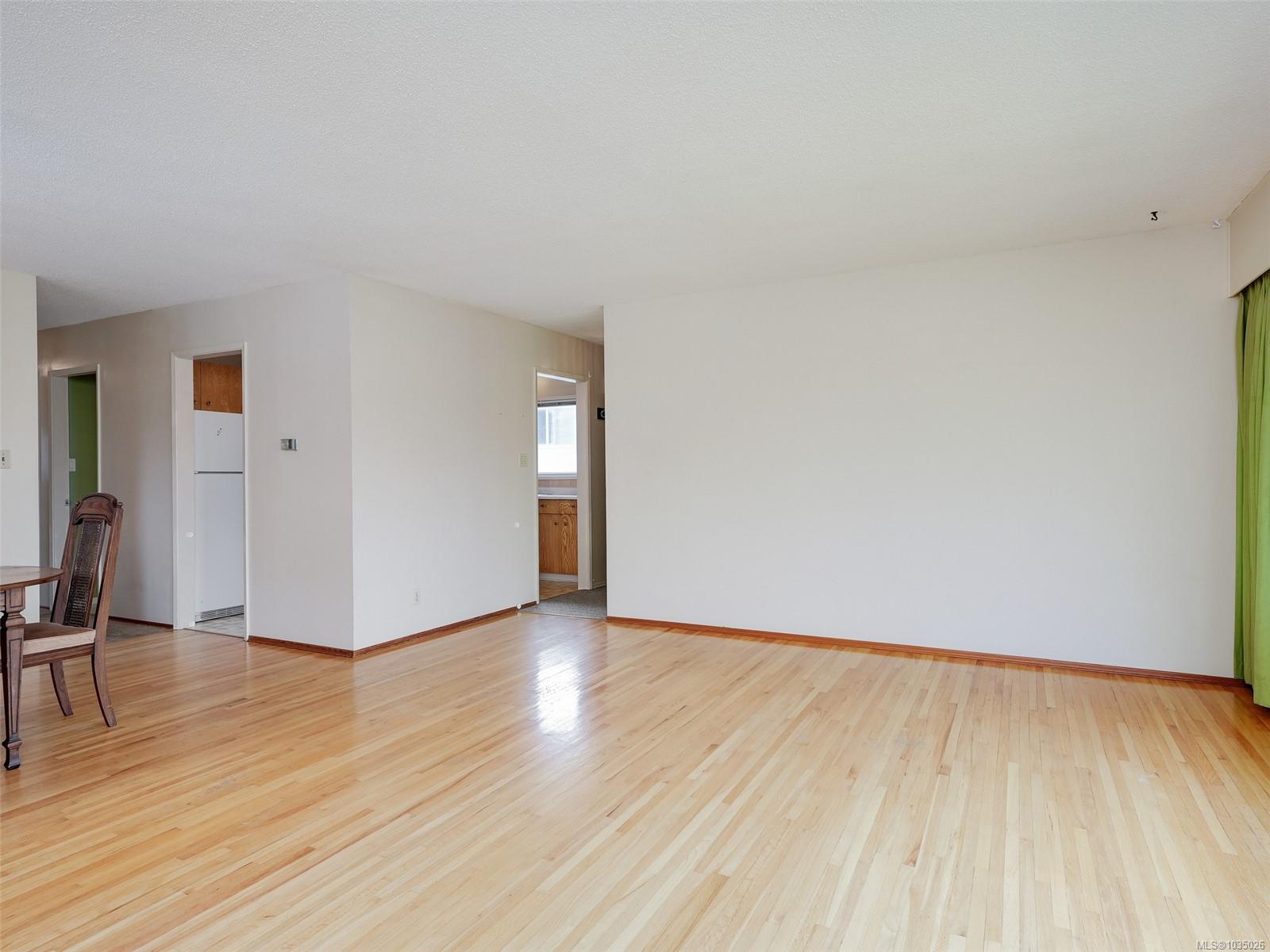 Additional image 4 of 3131 Yew Street, Victoria, BC, V8X 1M7