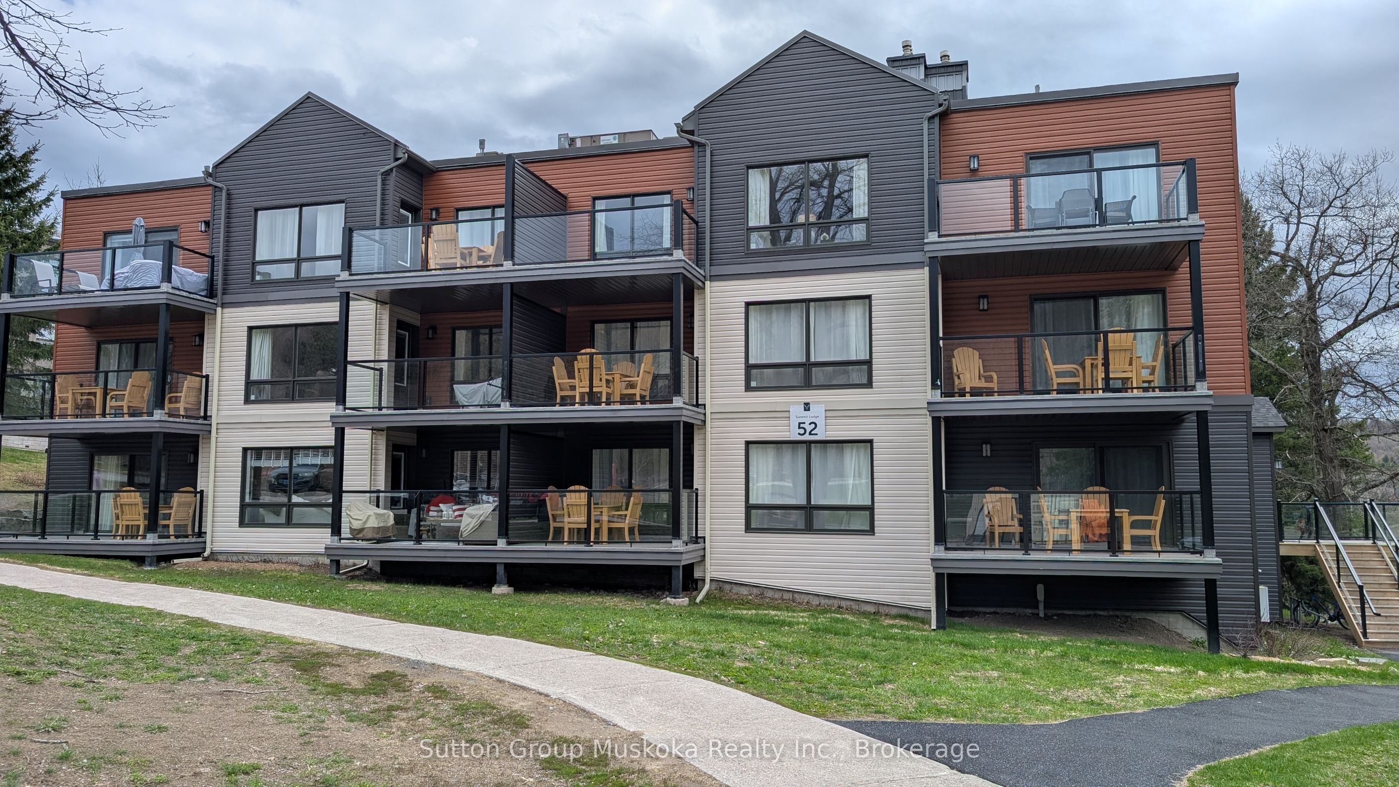 Additional image 2 of 52-207-1235 Deerhurst Drive, Huntsville, ON, P1H 2E8