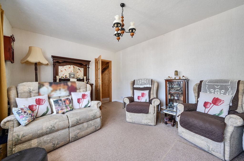 Additional image 3 of 4 bed semi-detached house for saleChesterfield, Chard, Somerset TA20