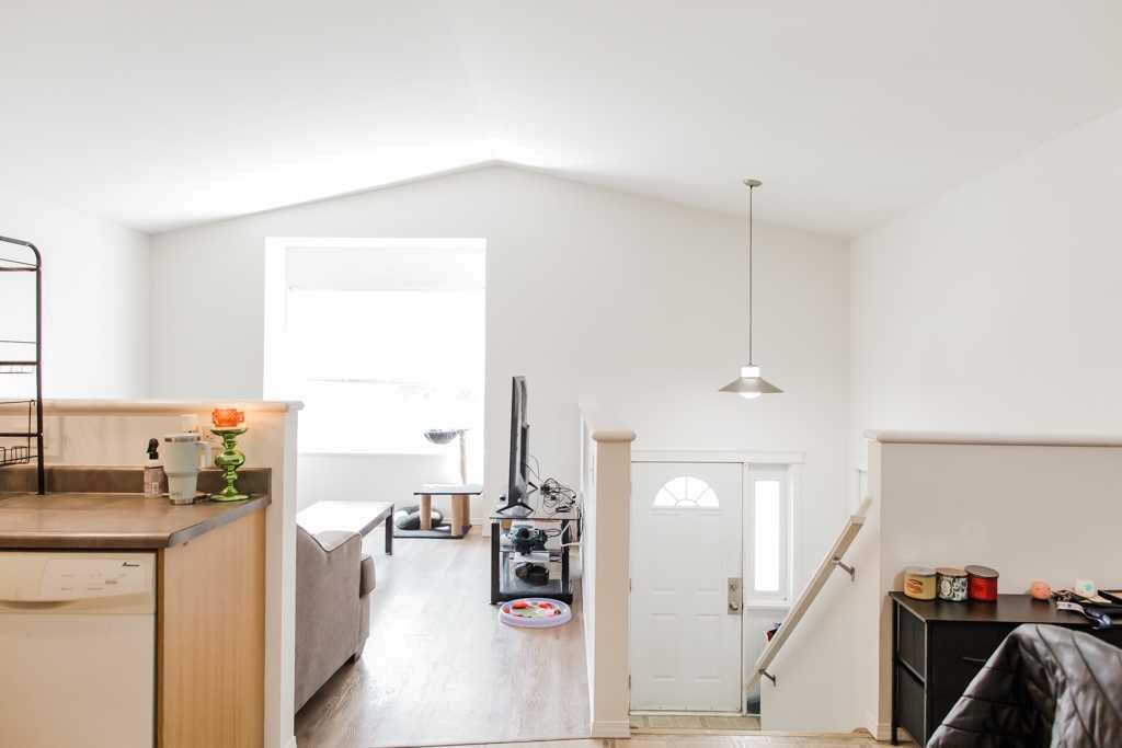 Additional image 5 of 12929 95 Street, Grande Prairie, AB, T8X1R9