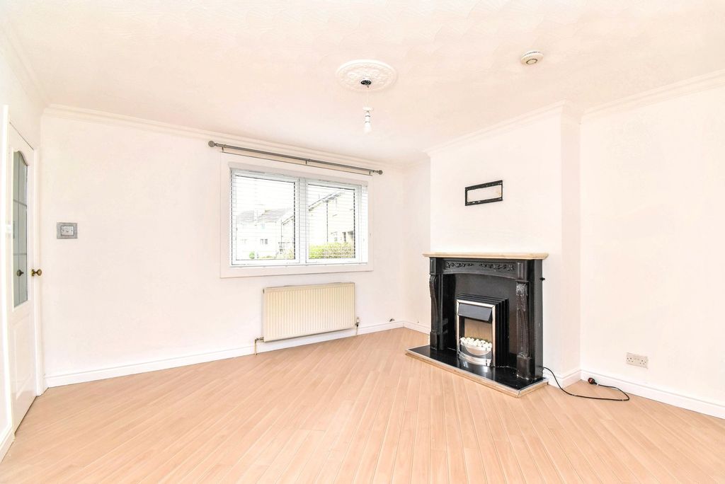 Additional image 2 of 2 bed terraced house to rentManse Road, Kilsyth G65