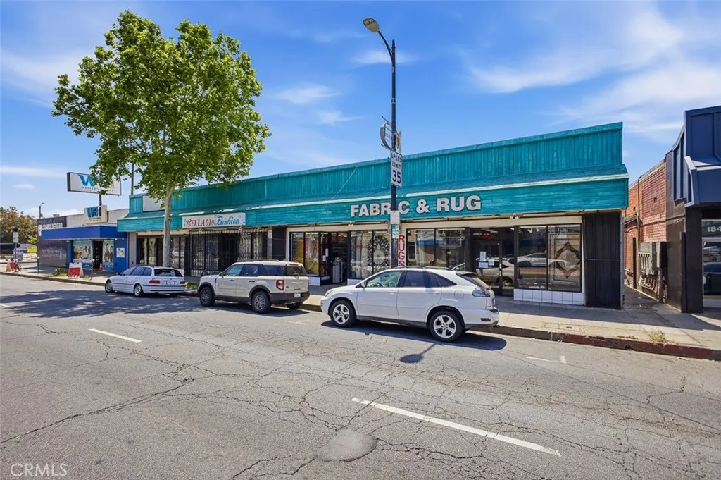 Additional image 3 of 18446 Sherman Way, Reseda, CA 91335