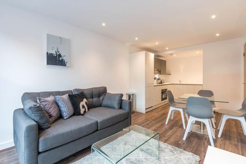 Camden House, Pope Street B1