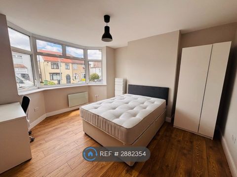 Kingsholm Road, Bristol BS10, Room to rent