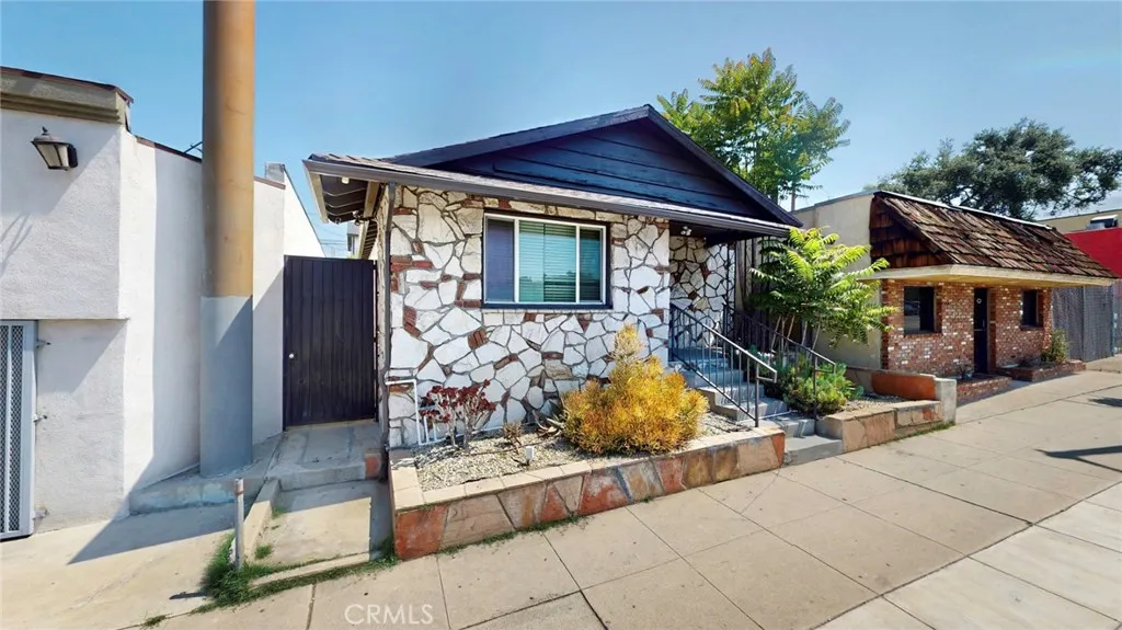 Additional image 8 of 6851 Foothill Boulevard, Tujunga, CA 91042
