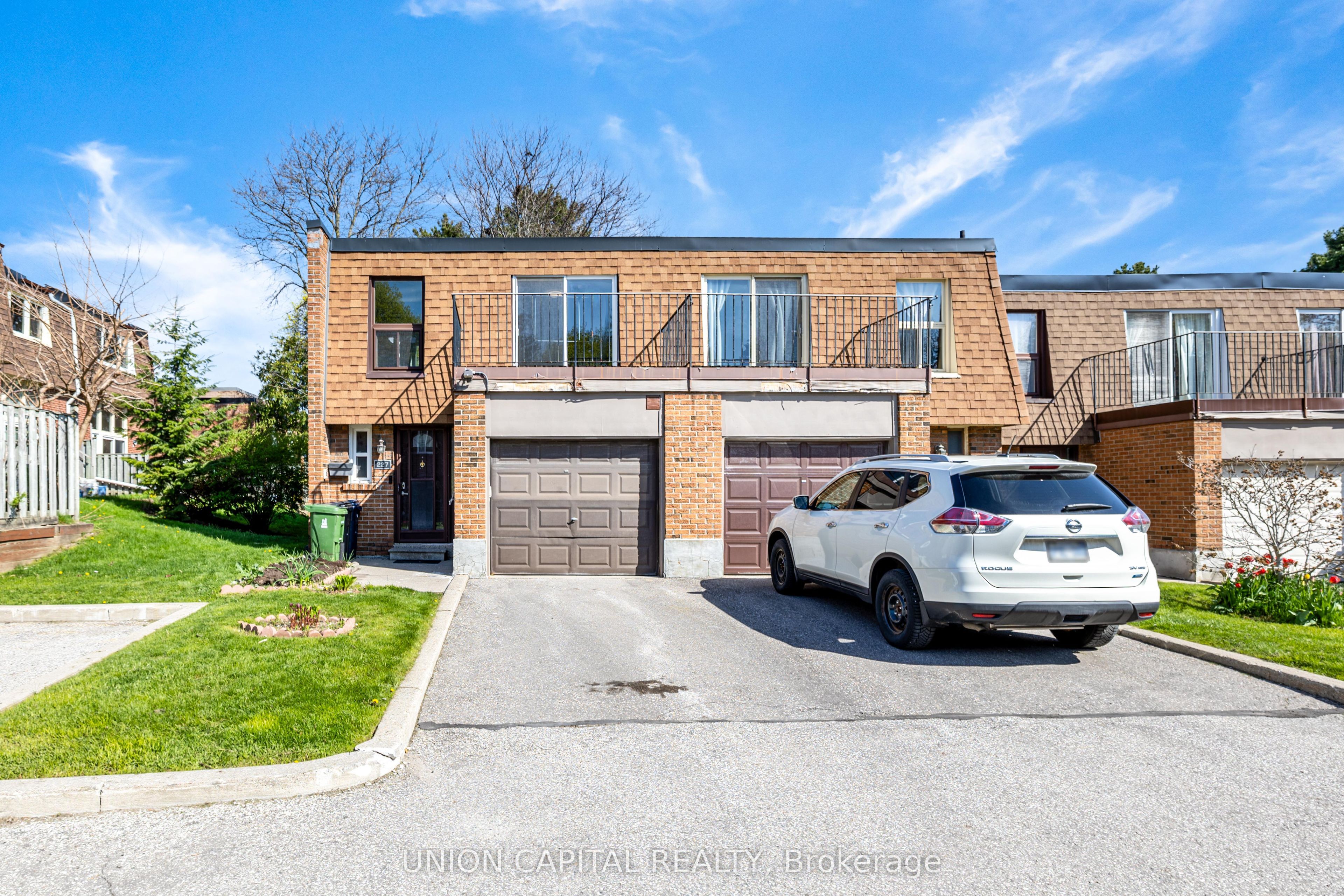 227 Huntingdale Boulevard, Toronto, ON, M1W 1T2