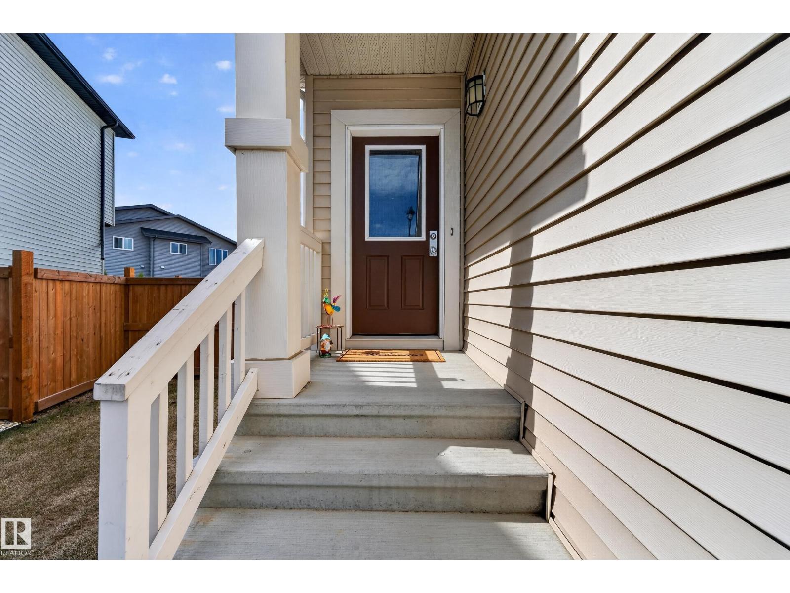 Additional image 2 of 934 Berg Place, Leduc, AB, T9E1J6