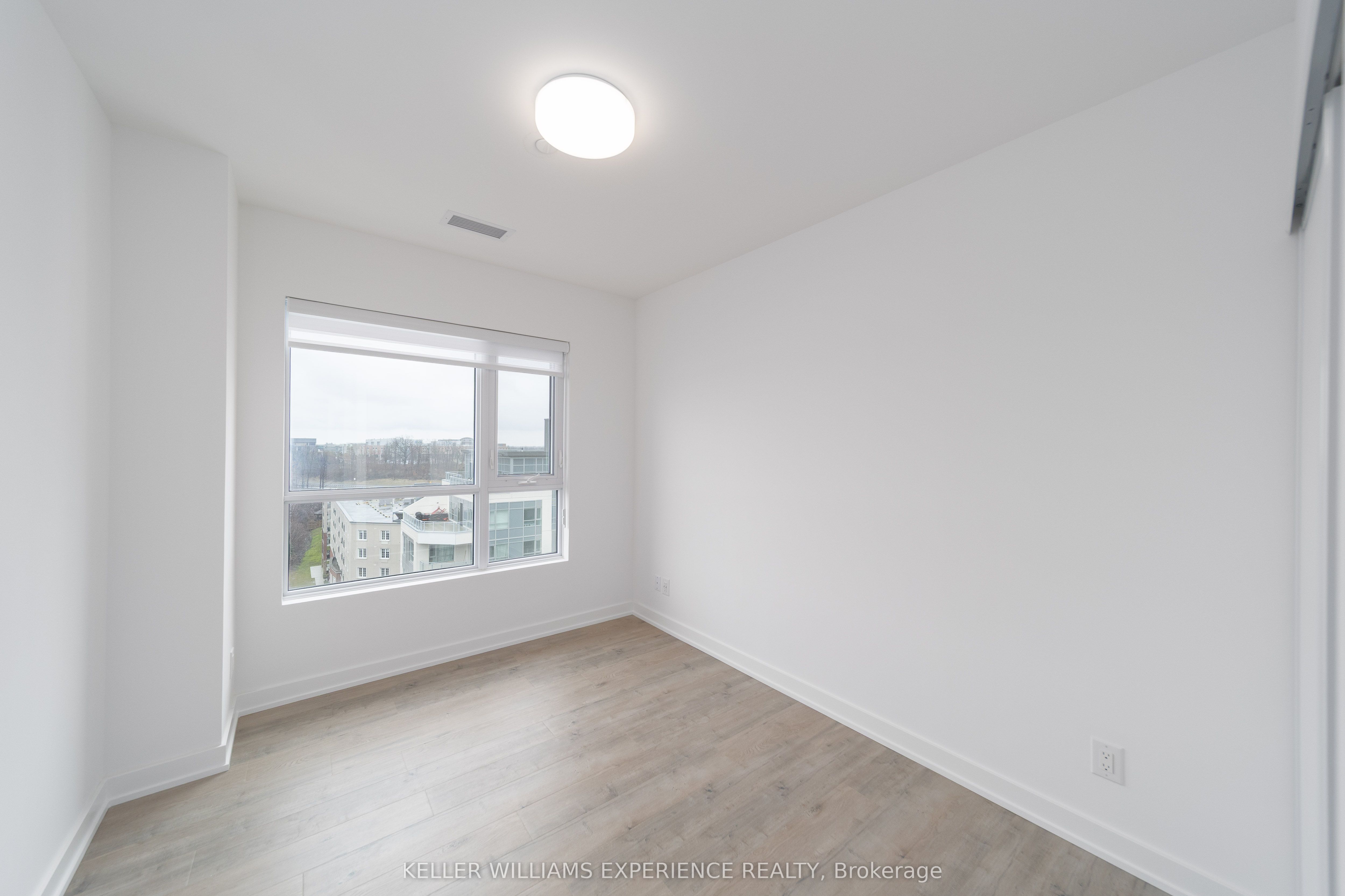Additional image 6 of 1106-56 Lakeside Terrace, Barrie, ON, L4M 0L4